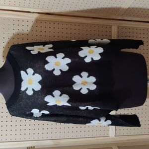 Fun, black, daisy print knit Shein sweater